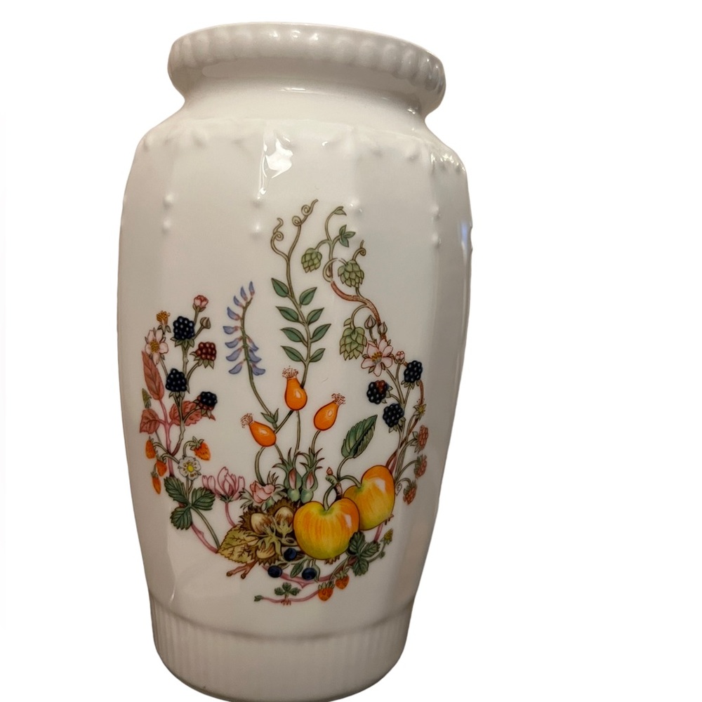 Aynsley Bone China Somerset Georgian 8” Vase Made in England